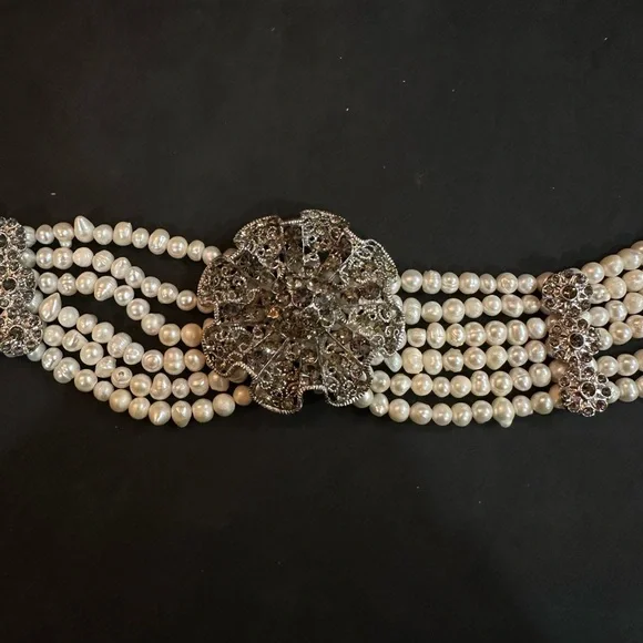 Mother-of-Pearl Round chokers 2 - Picture 2 of 7